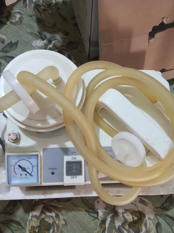 suction machine urgent for sale 3