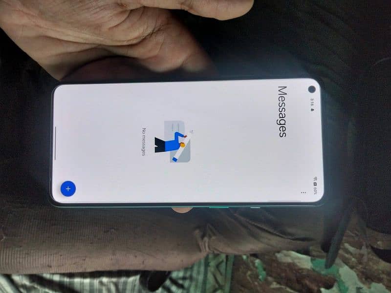 oneplus 8t 12/256 non pta sim locked. 1