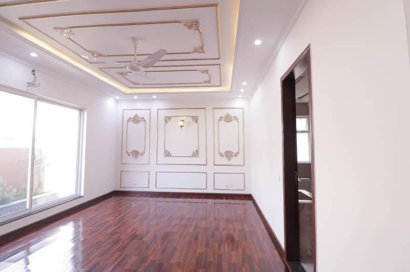 1 Kanal Out Class Luxury Upper Portion For Rent In DHA Phase 5, Block L, Lahore 6