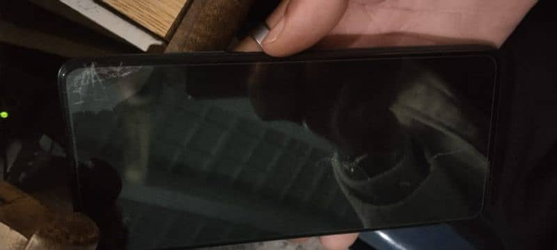 Infinix not 10pro minor touch crack 8 128 4