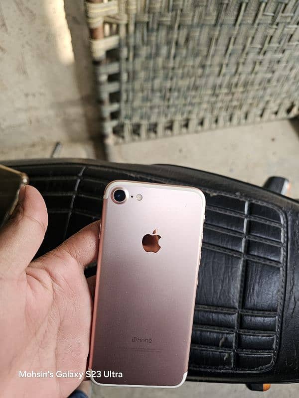 iPhone 7 for sale in Good Condition PTA Approved 2