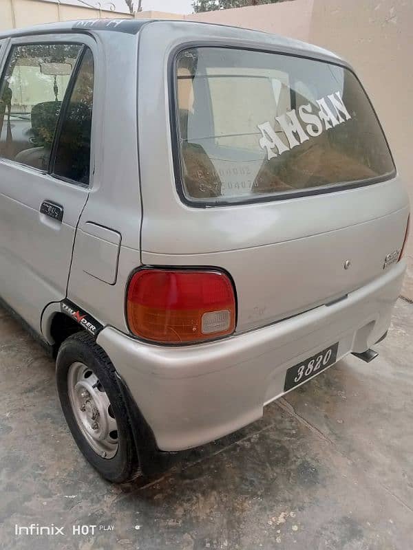 Daihatsu Cuore 2001 15