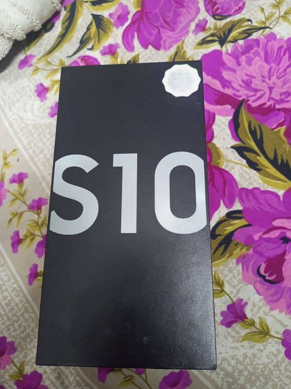 Samsung S10 only box for sale 0