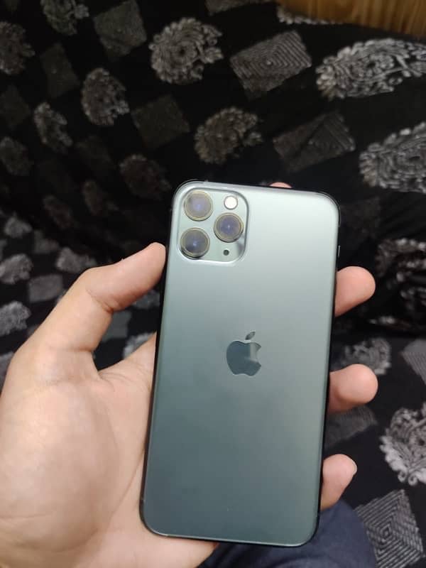 IPhone 11 Pro Factory Unlocked 0