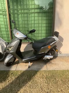 electric scooter/yadea t5