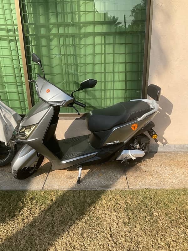 electric scooter/yadea t5 0