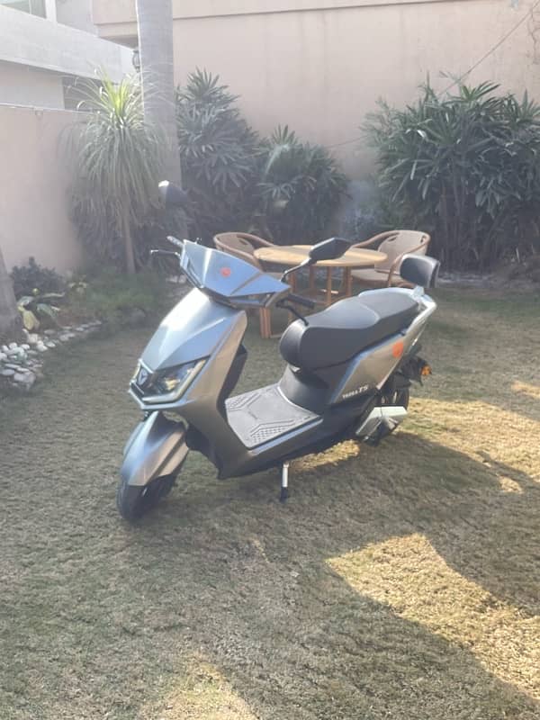 electric scooter/yadea t5 2