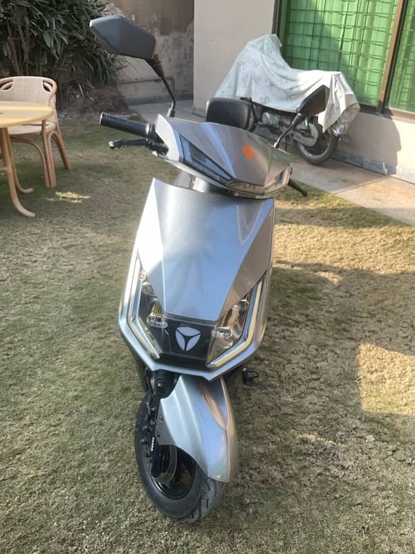 electric scooter/yadea t5 3