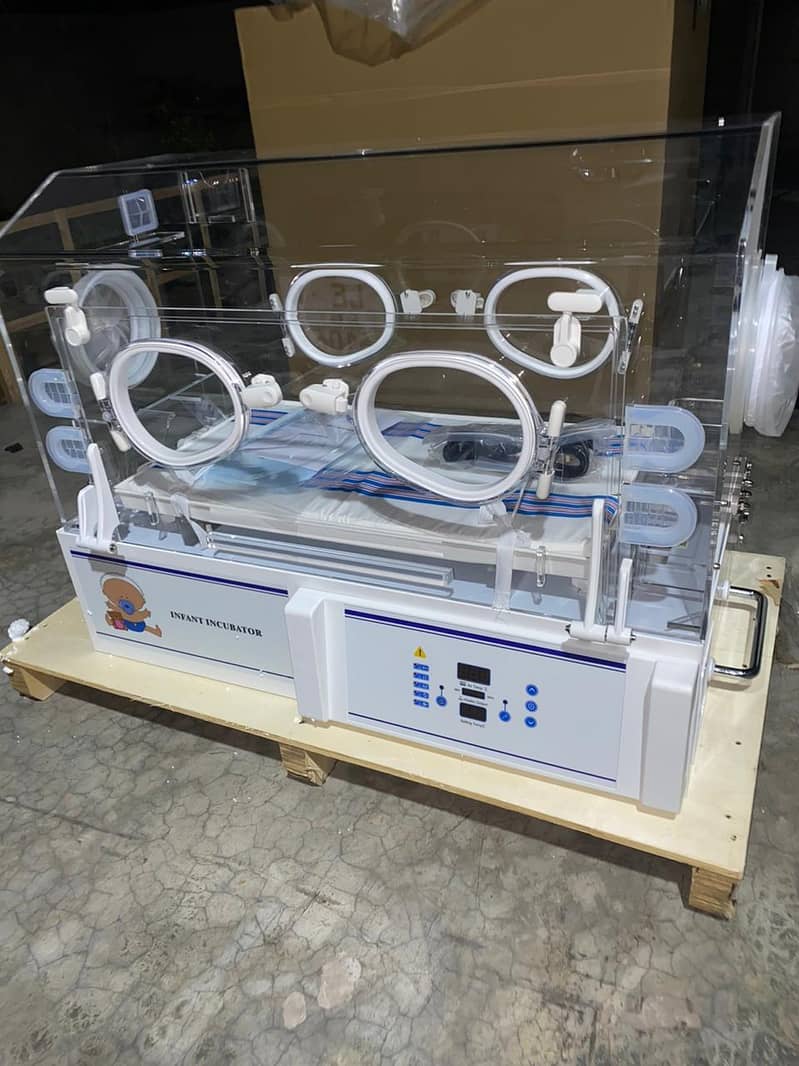 Baby incubator  Model: IP-100 2