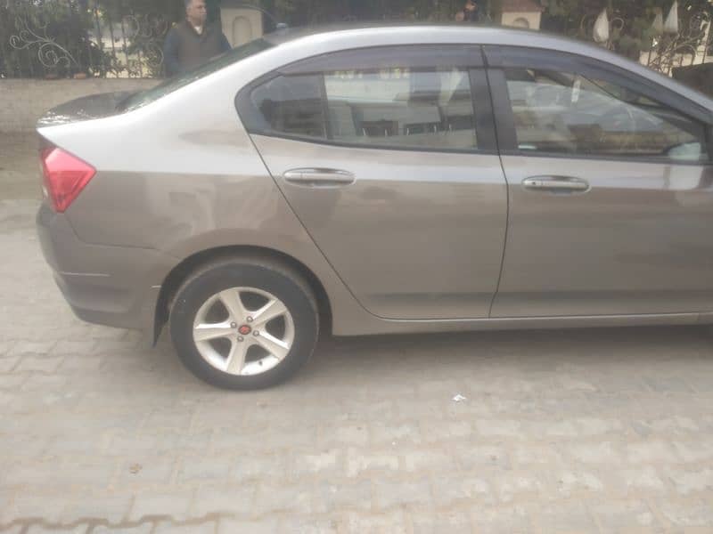 Honda City Auto 2014 13