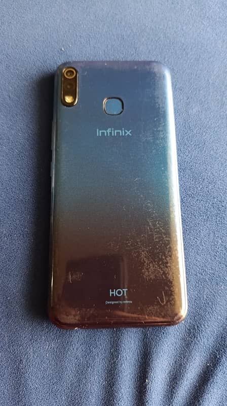 Infinix Hot 8 Lite 1