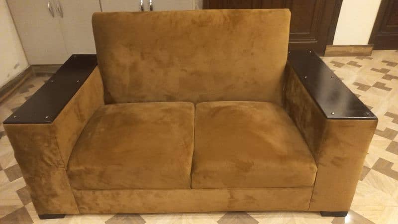 sofa 1 /2 /3 good condition heavy sofa 1