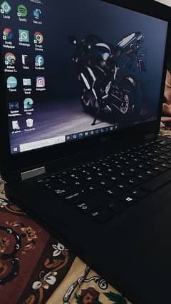 Dell latitude E5470 8 gb | 256 gb SSD