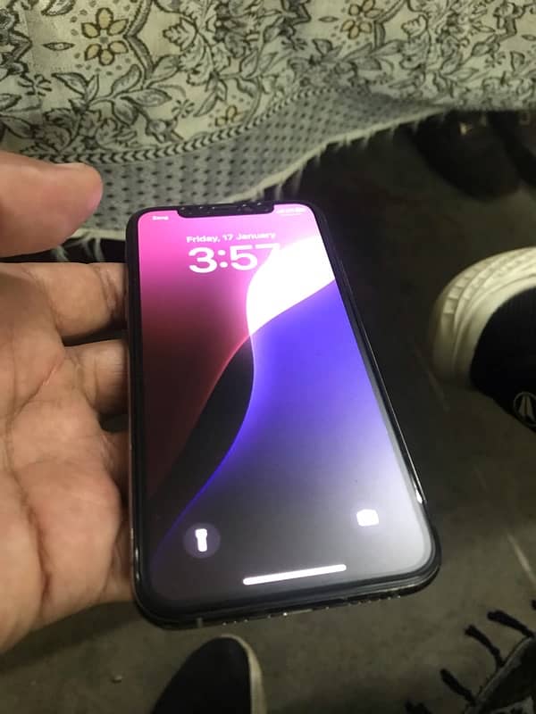 iPhone XS 64 GB physical approved 2