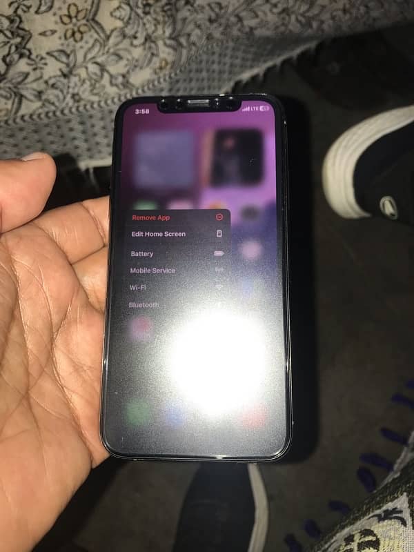 iPhone XS 64 GB physical approved 8