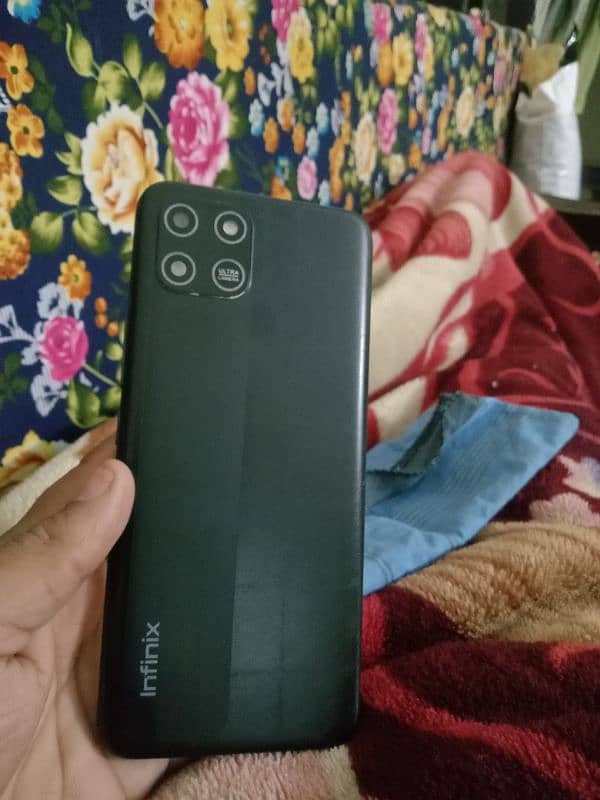 Infinix smart 6 hd 1