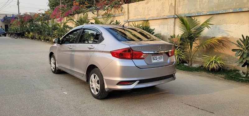 Honda City IVTEC 2024 13