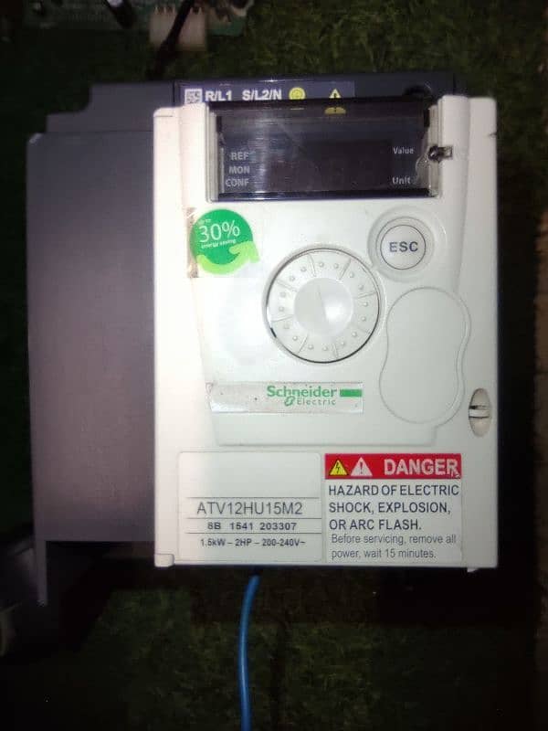 IMPORTED VFD INVERTER SCHNEIDER 2 HP 1.5 KW 3 PHASE MOTOR 8