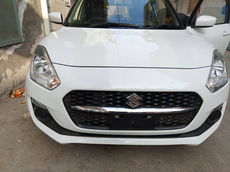 Suzuki Swift GL CVT 2022 1