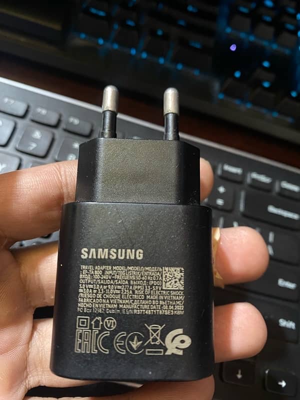 Genuine Samsung 25w Super Fast Adapter 10/10 0