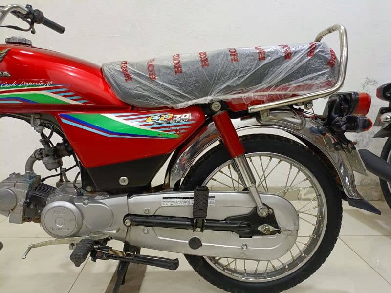 Honda CD 70 2017 Model 5