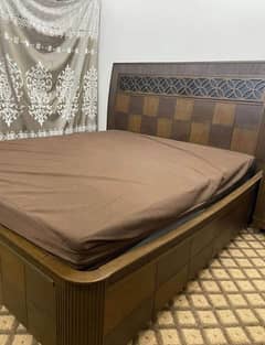 king size bed side table or 1 dressing table slightly used like new