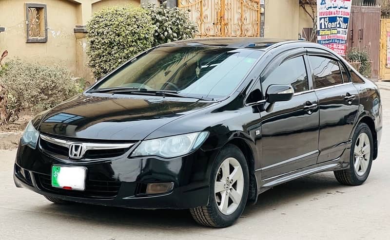 Honda Civic 2006 in good condition 2