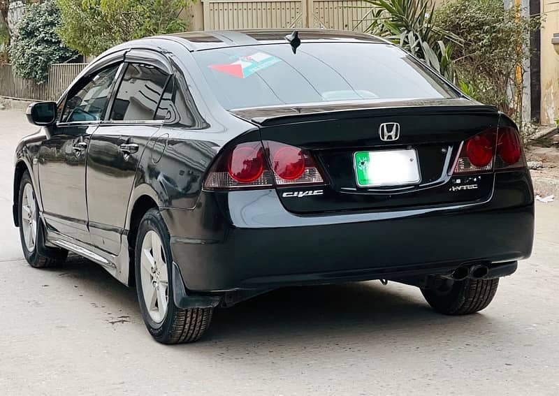 Honda Civic 2006 in good condition 3