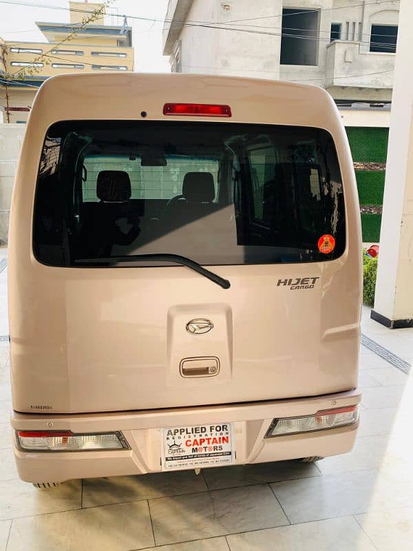 dihatsu hijet van 5