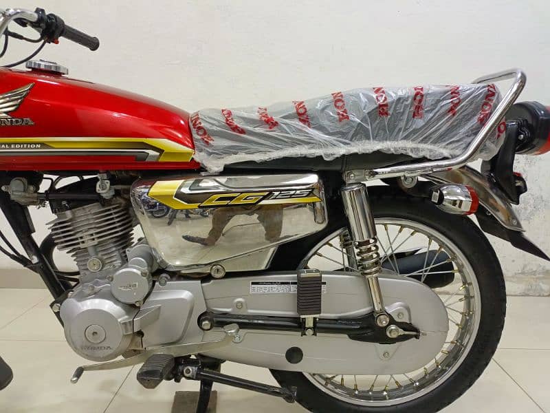 Honda CG 125 2021 Model Special Edition 2