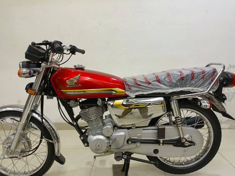 Honda CG 125 2021 Model Special Edition 3