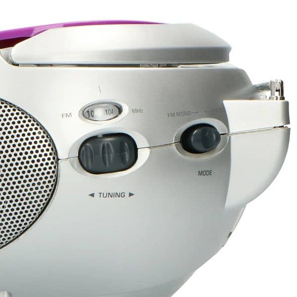 LENCO SCD-24 Purple - Portable stereo FM radio with CD player - Purple 2