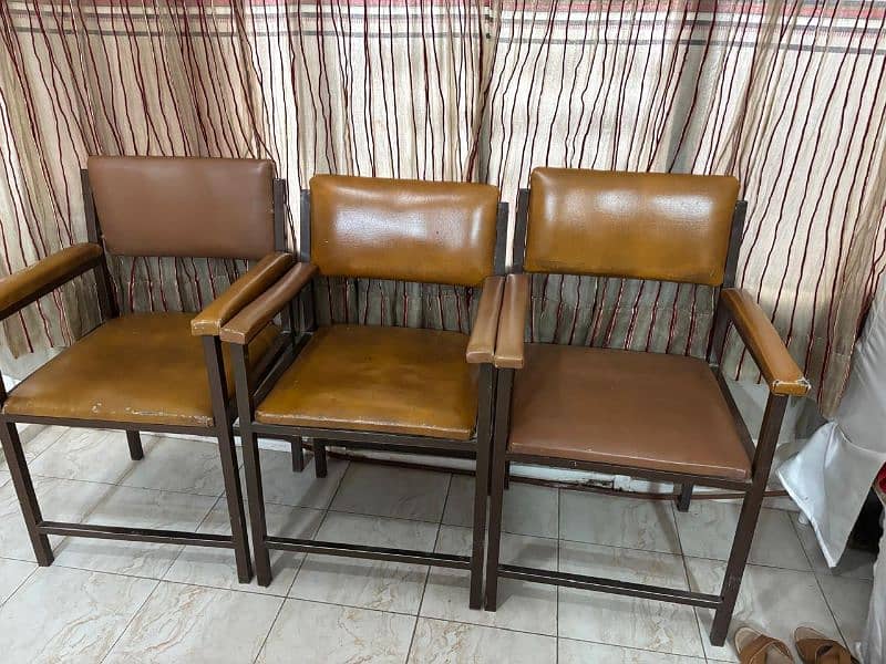 2 chairs for sale 0