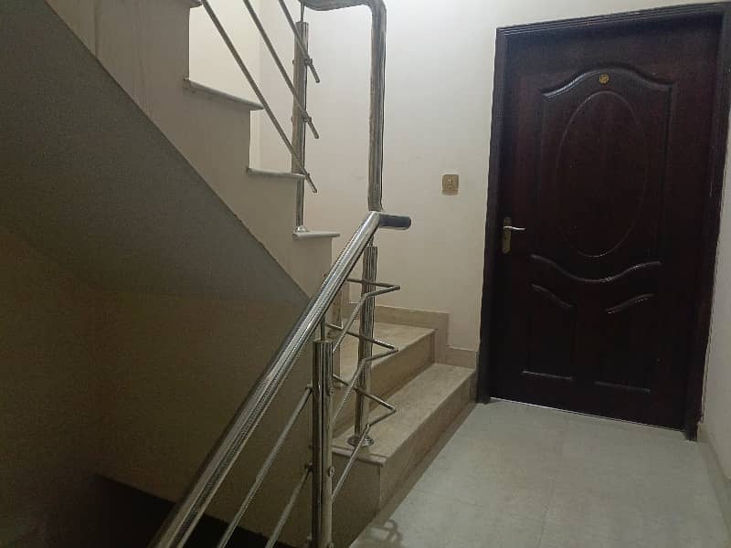 8,Marla AllMost Brand New Scond Floor Portion Available For Rent In Johar Town Near Shoukat khanam hospital 13