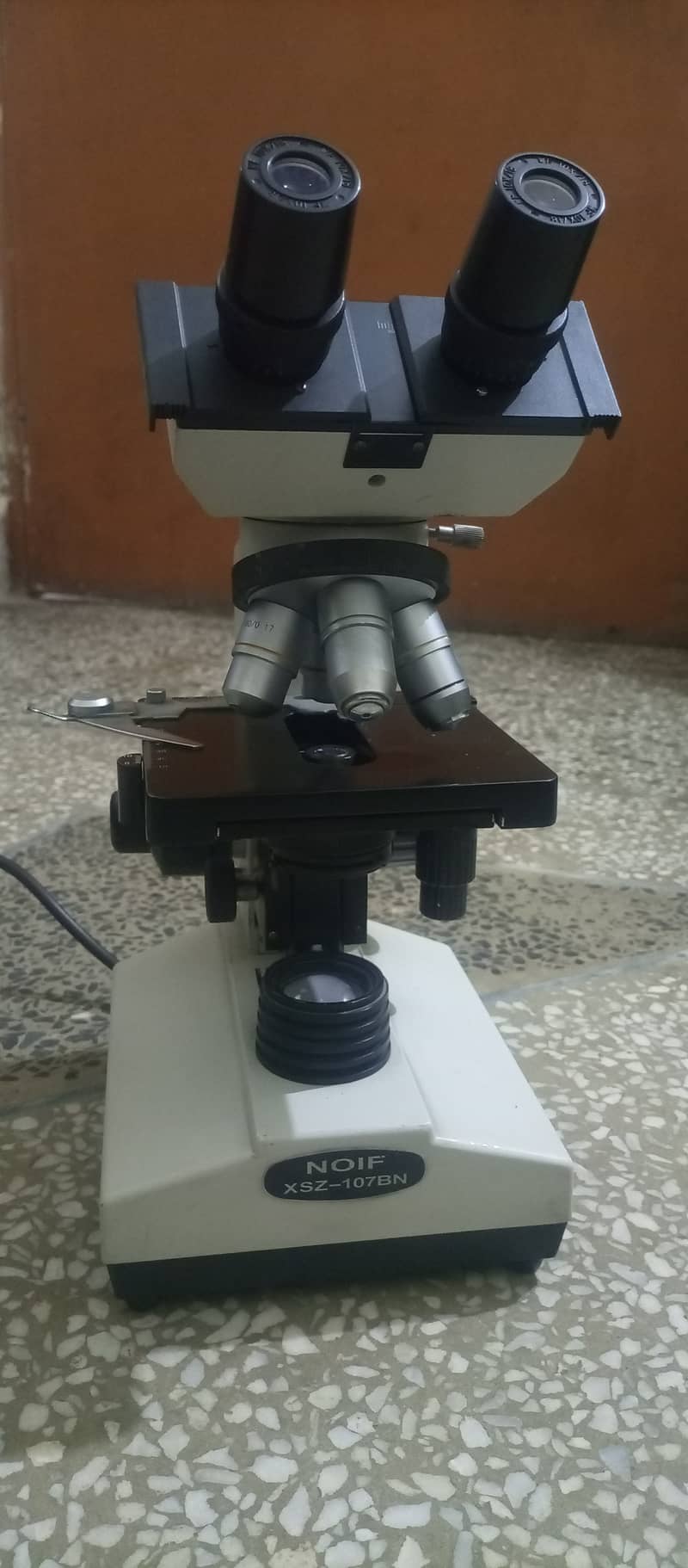 Microscope 1