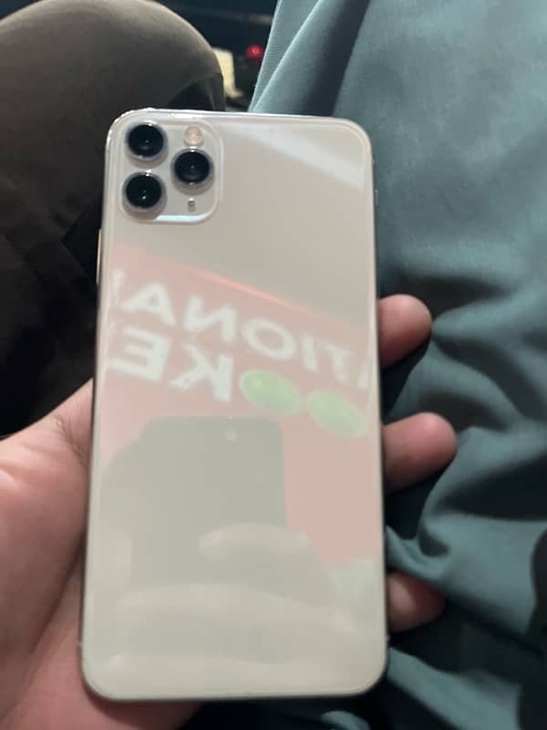 iPhone 11pro max 0