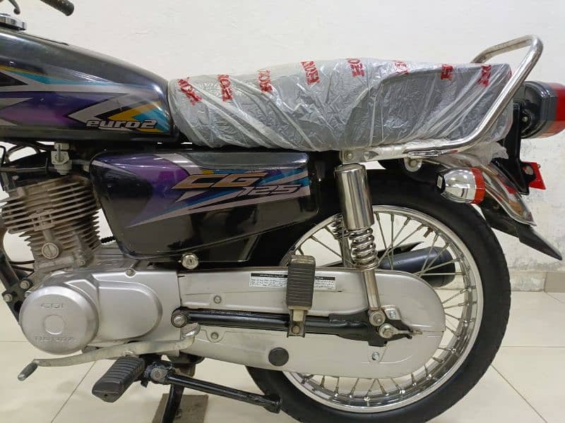 Honda CG 125 2020 Model 2