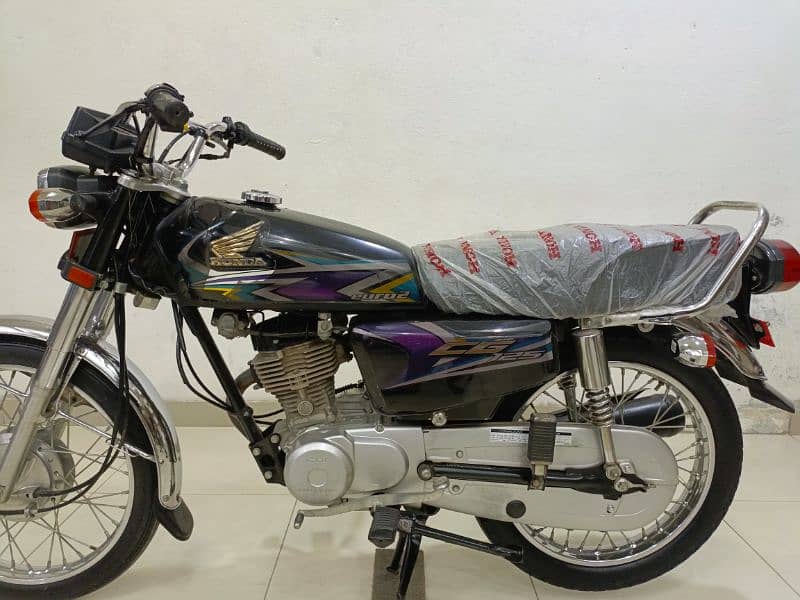 Honda CG 125 2020 Model 3