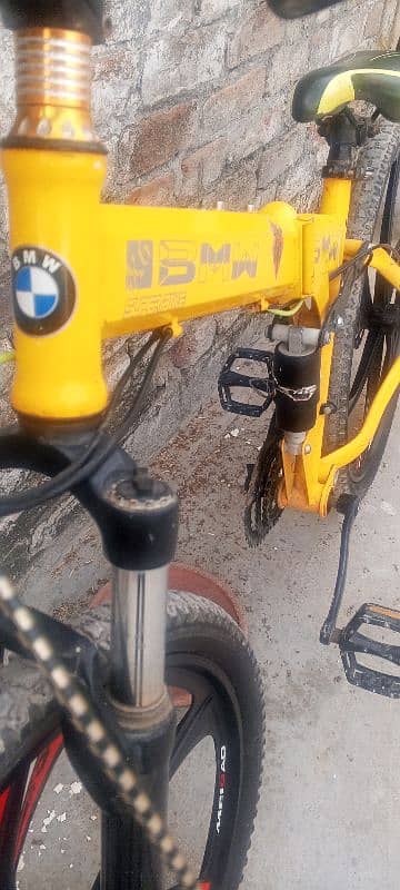 bmw folding scycle Bill kull new ha urgent sale karni ha 1