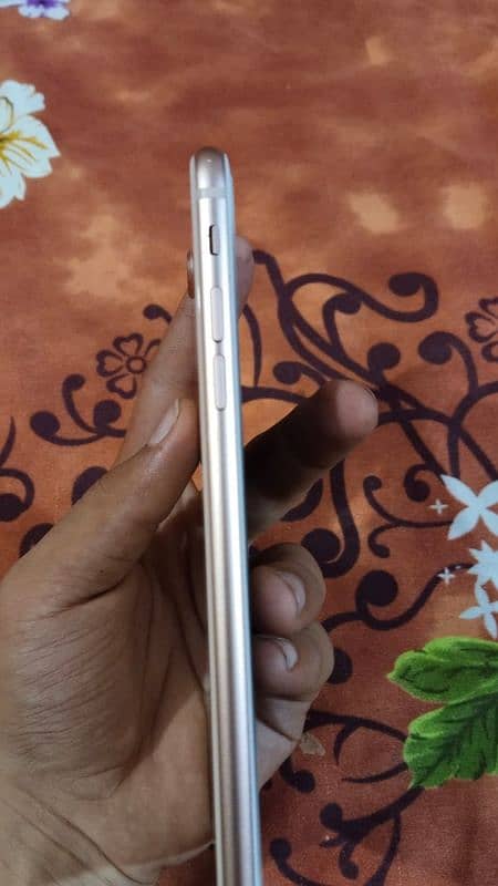 i phone 8 plus NoN PTA 10/10 waterpack 64gb 4