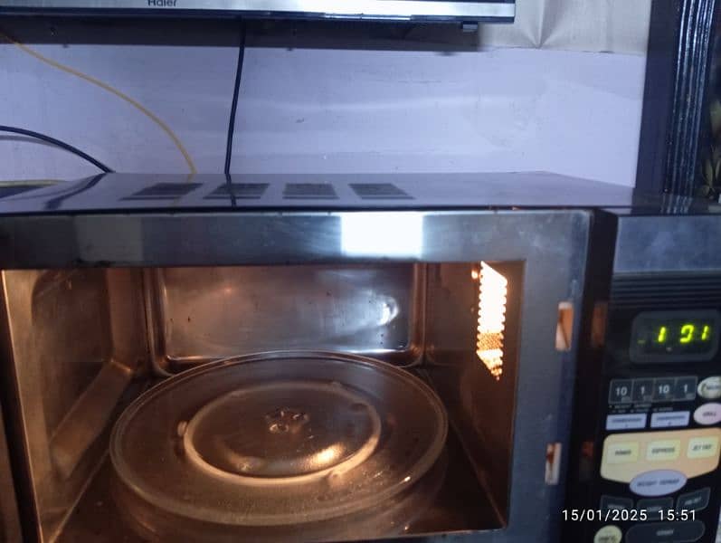 G L Canon  microwave + grill , combination oven 4