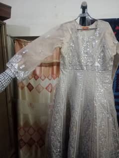 Woman Cloth Price only 7000Rs