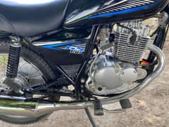 Suzuki GS 150 2023