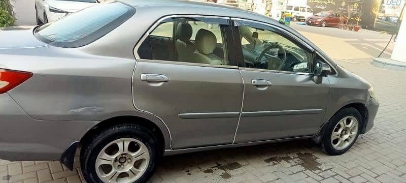 Honda City IDSI 2005 4