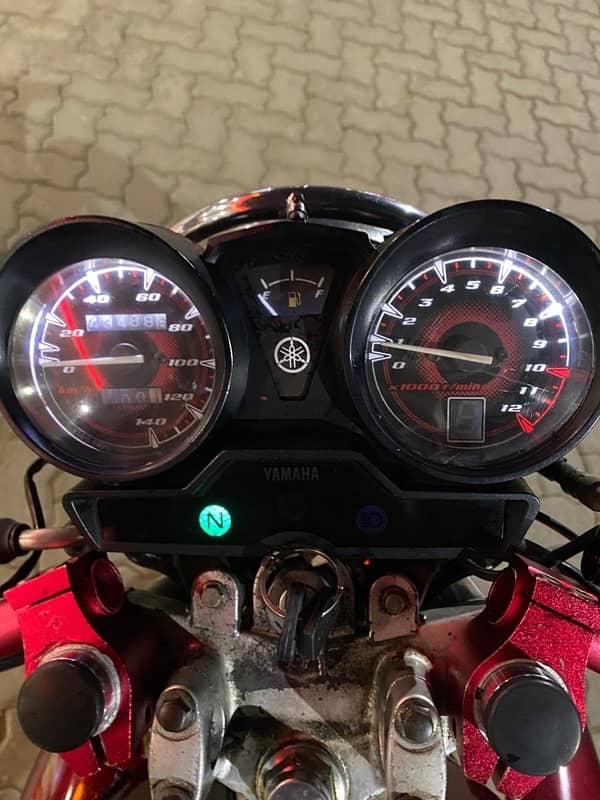 YBR 125G 1