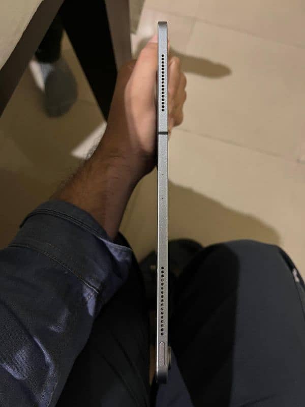 Ipad Pro 12.9 inch 3rd Generation 6