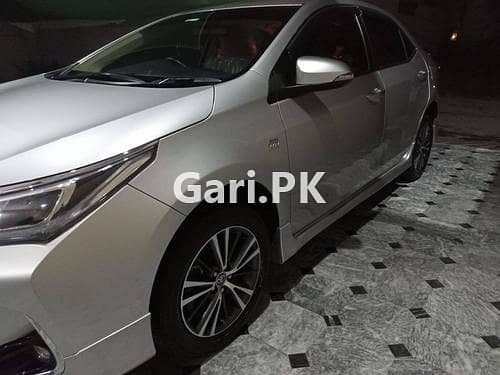 Toyota Corolla Altis Grande 1.6 2022 Special Edition with Sunroof 1