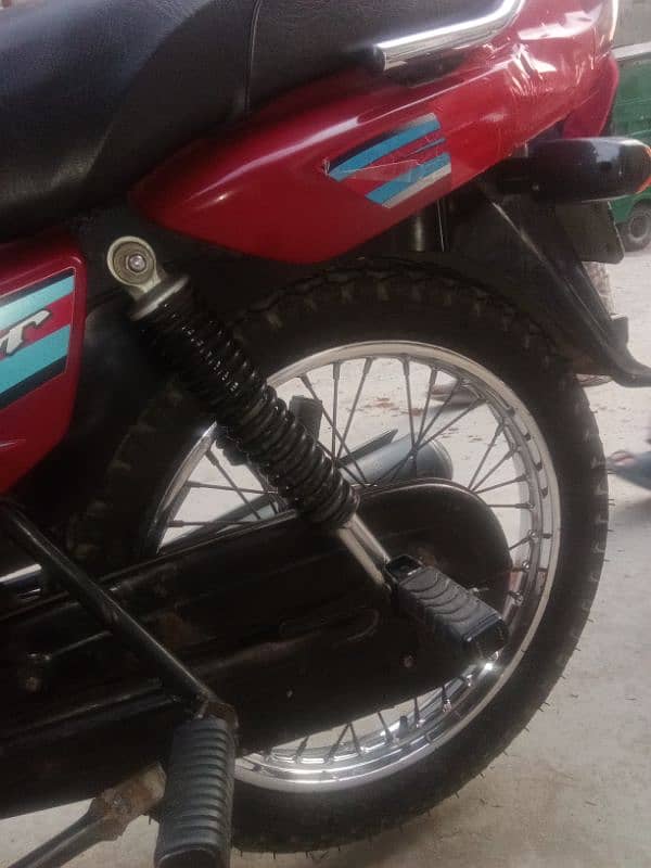 2017 model Honda cd 100 praidor 1