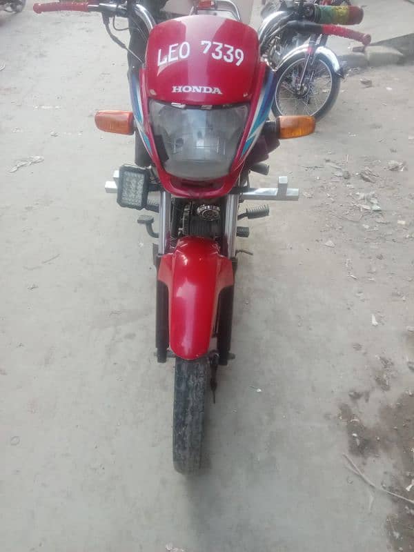 2017 model Honda cd 100 praidor 3