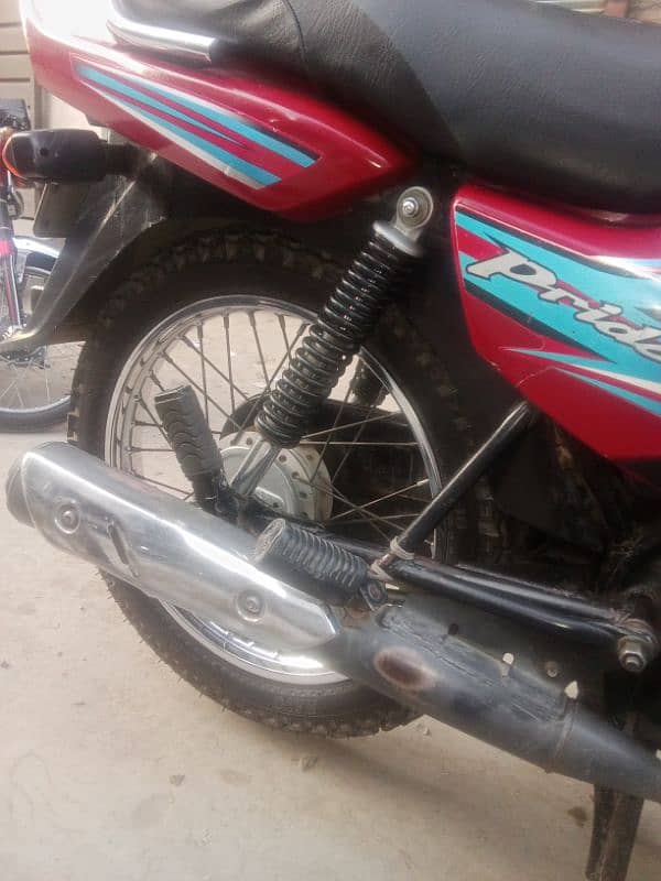 2017 model Honda cd 100 praidor 4